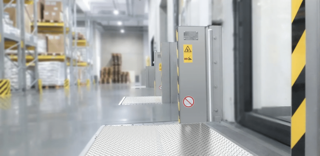 logistics Spillbarrier flood protection was installed in a logistics warehouse.